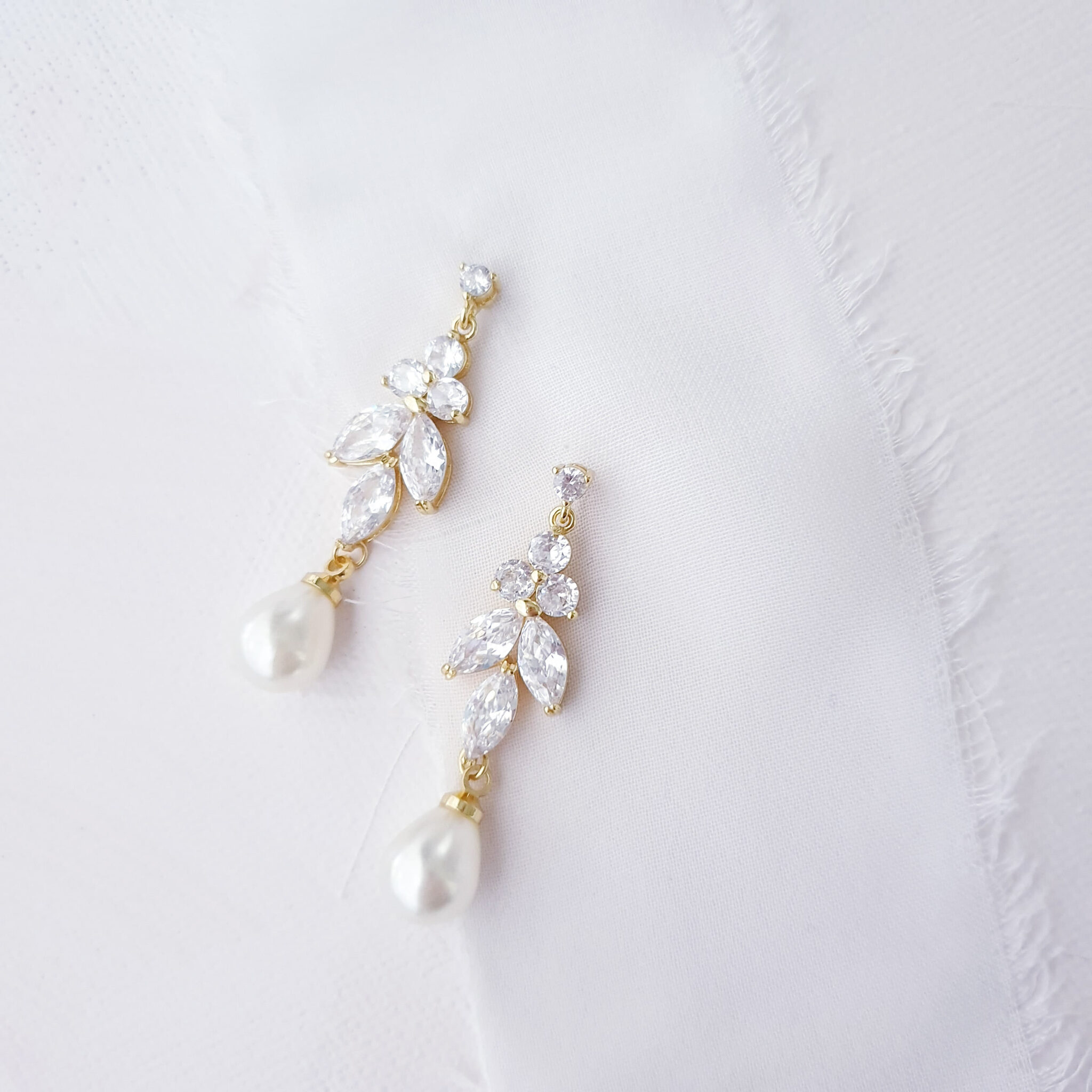 Gold Harlow Pearl Drop Earring - Little White Couture
