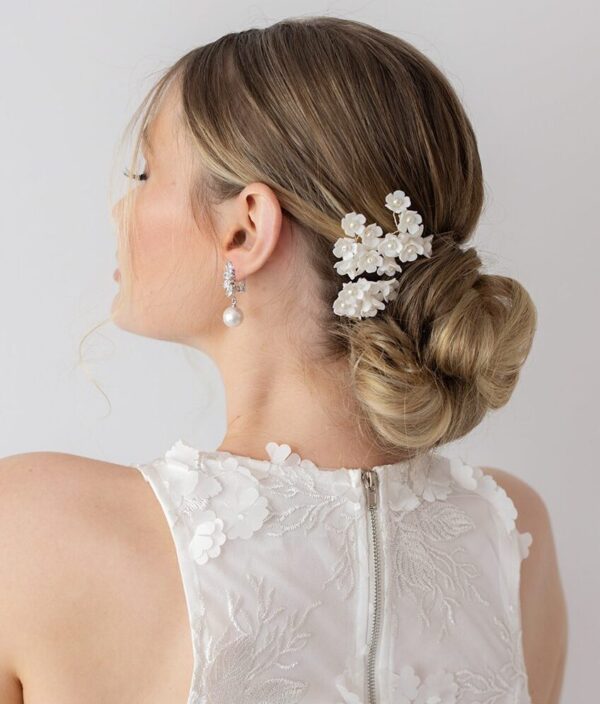 Pearly Floral Bridal Hairpins