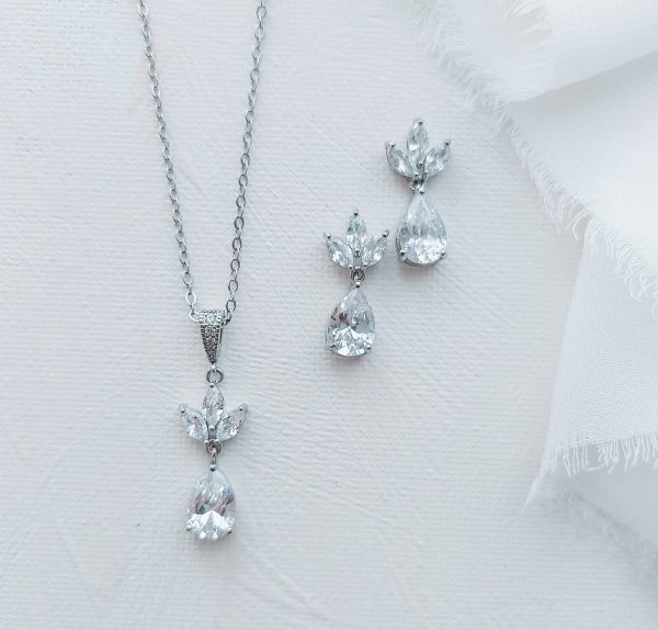 Lexi Silver Necklace Bridesmaid Set