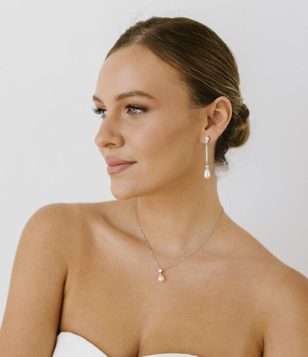 Kaia Pearl Drop Bridal Earrings