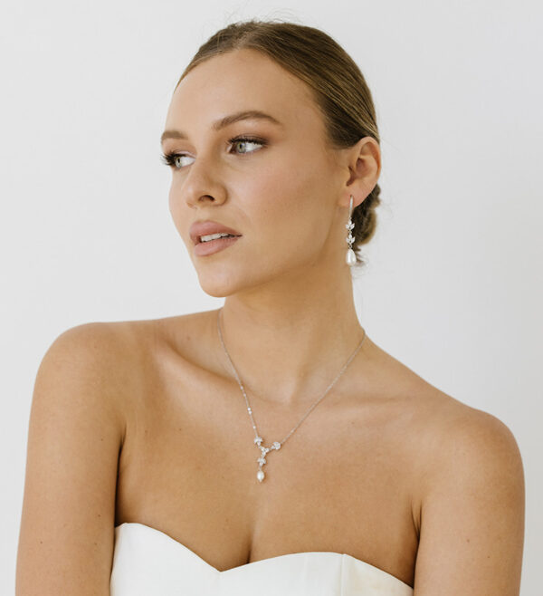 Chanel Pearl Drop Bridal Necklace Silver