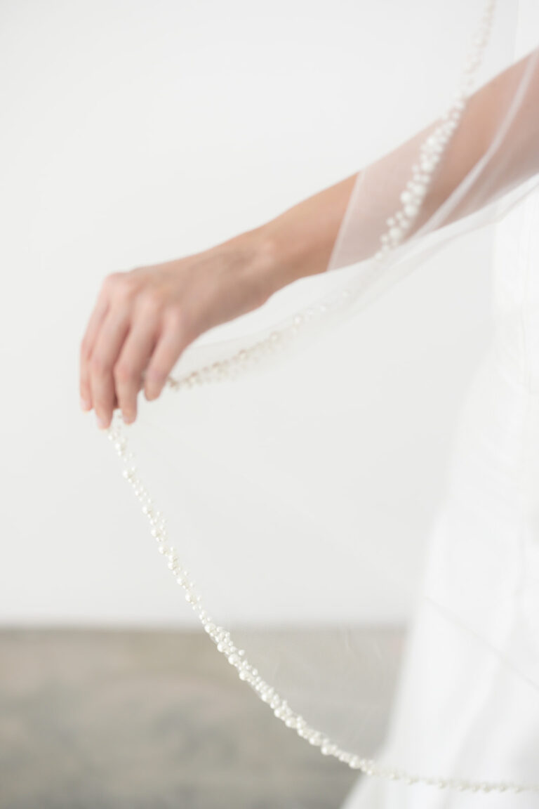 Elevate Your Bridal Look with Pearl Veils in 2024